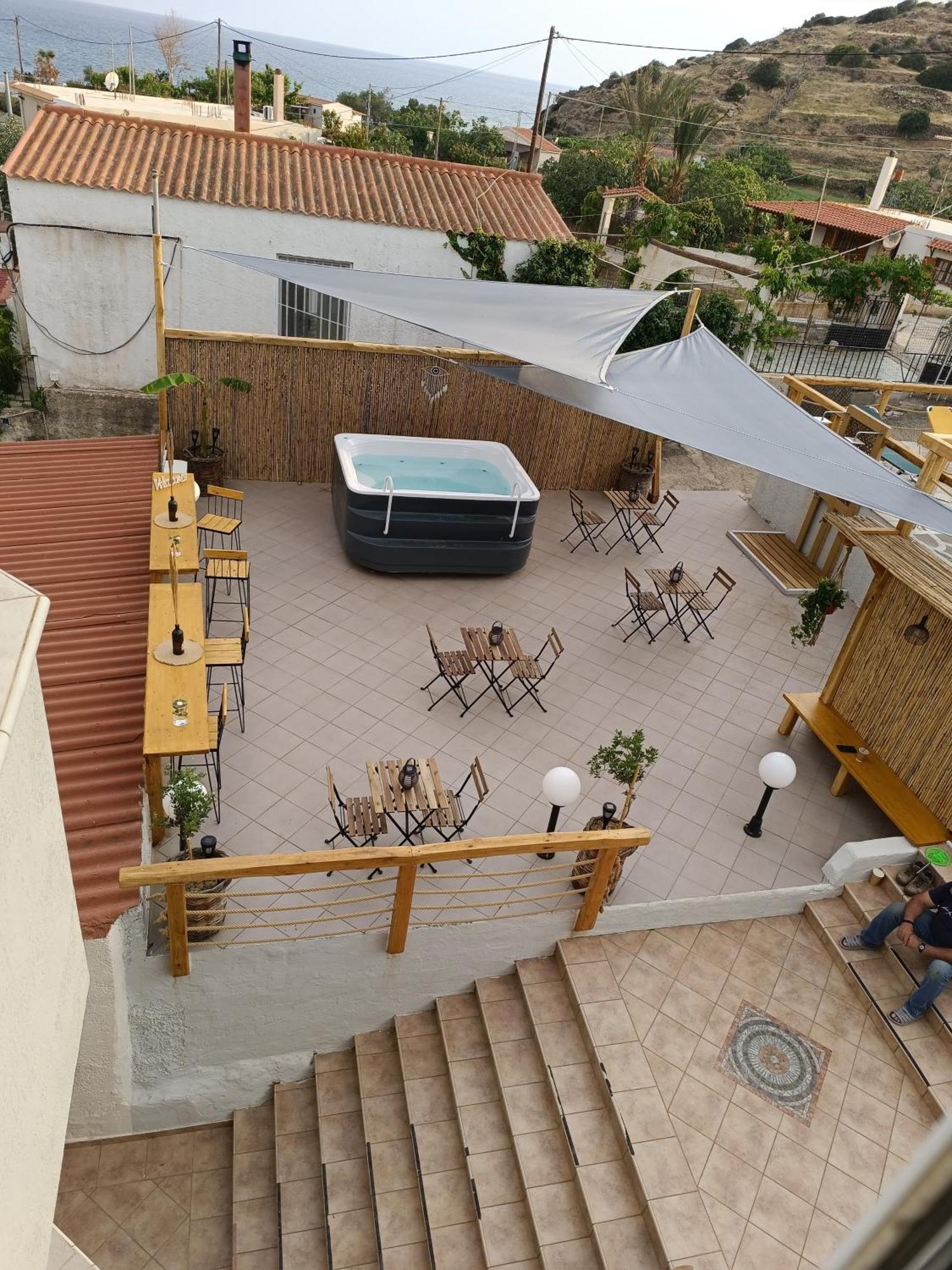Prince Apartments Volissos