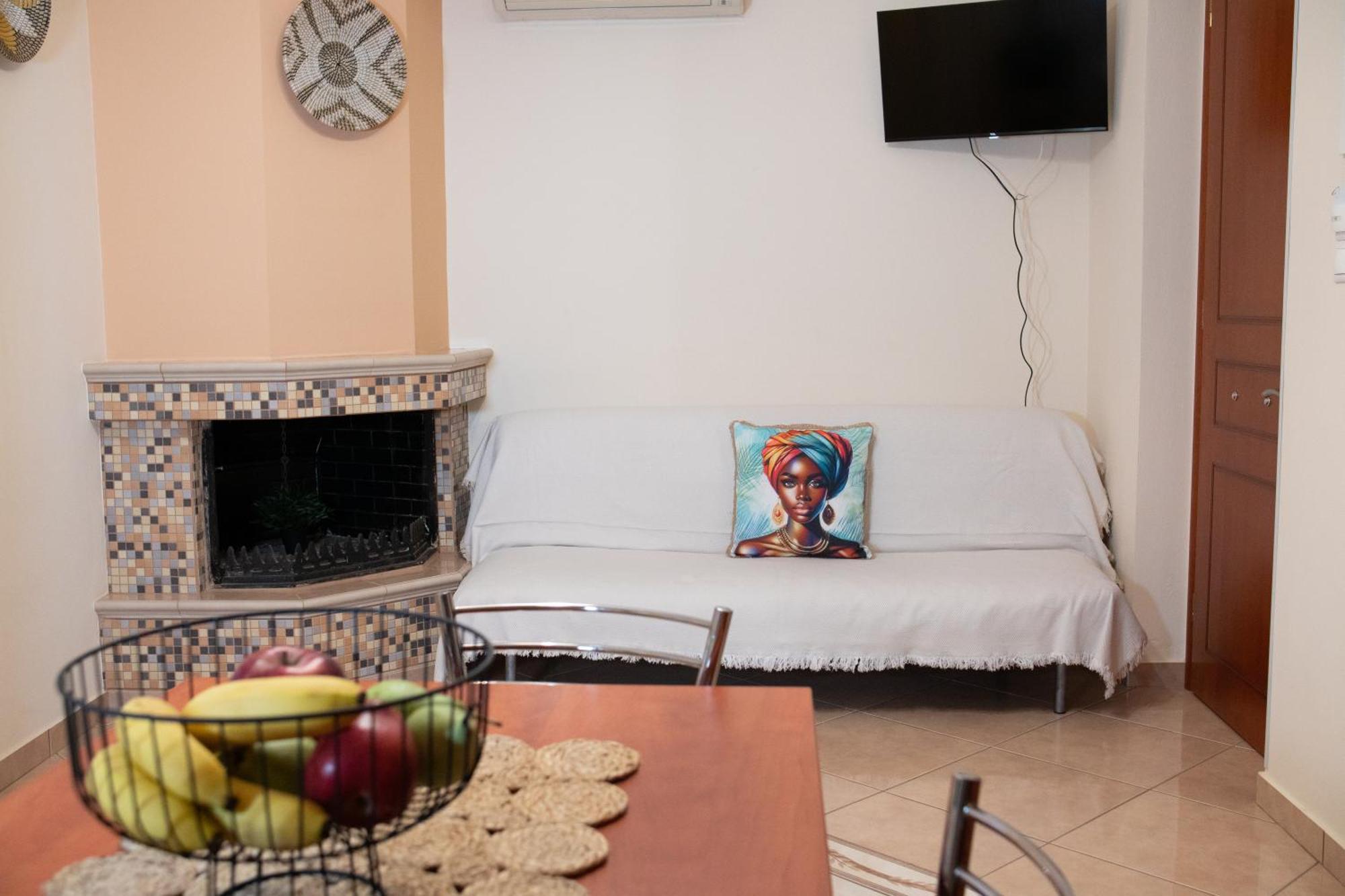 Prince Apartments *